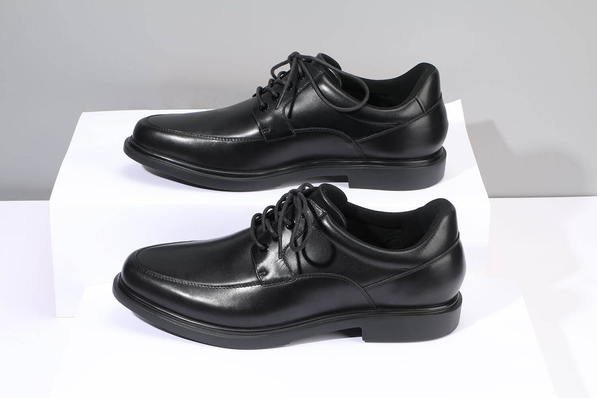 Easy on Dress Shoes (Medium and Extra Wide Available) (Sizes 7-16)